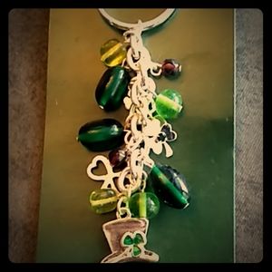 Disney Parks - New Mad Hatter KeyChain